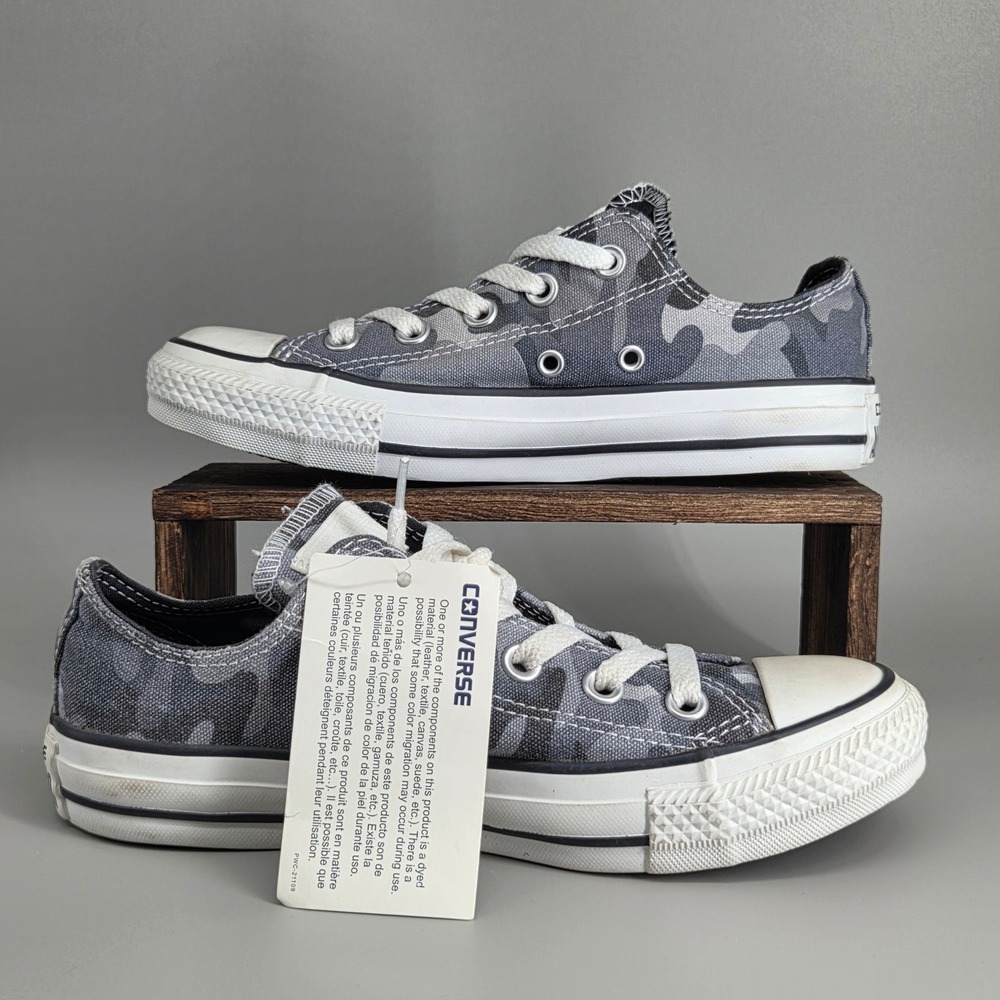 Converse Chuck Taylor Low Top Unisex Size 5 Womens 3 Mens Camo Grey Sneakers